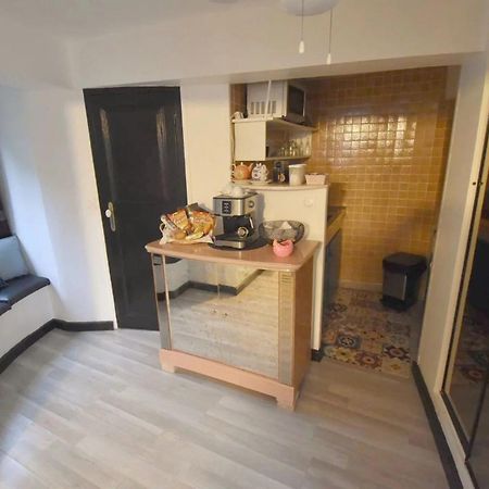 Studio en villa et sa terrasse privée La Trinité Extérieur photo